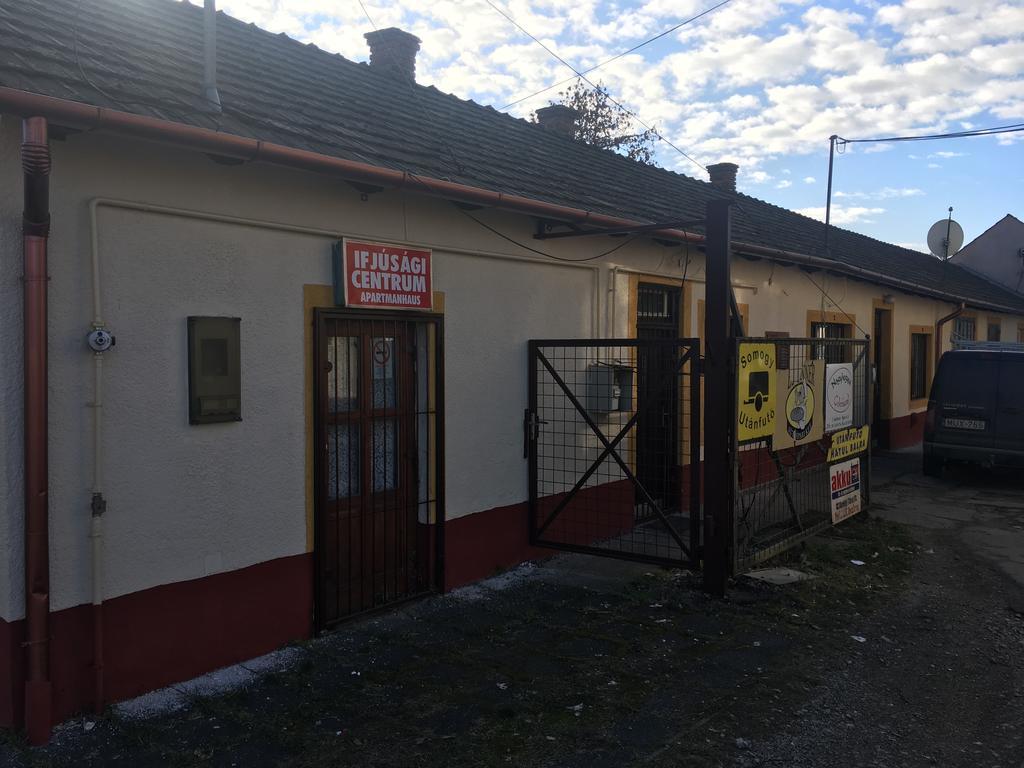 Centrum Panzio Kaposvár Eksteriør bilde